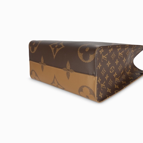 Louis Vuitton Reverse On The Go GM - Picture 6 of 8